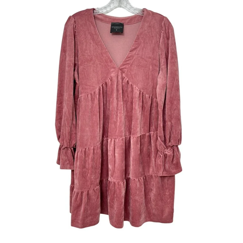 Maverick The Collection Corduroy Long SleeveTiered Mini Dess women's size M - Picture 1 of 6